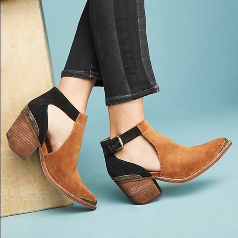 Anthropologie Jeffrey Campbell Woodruff Booties